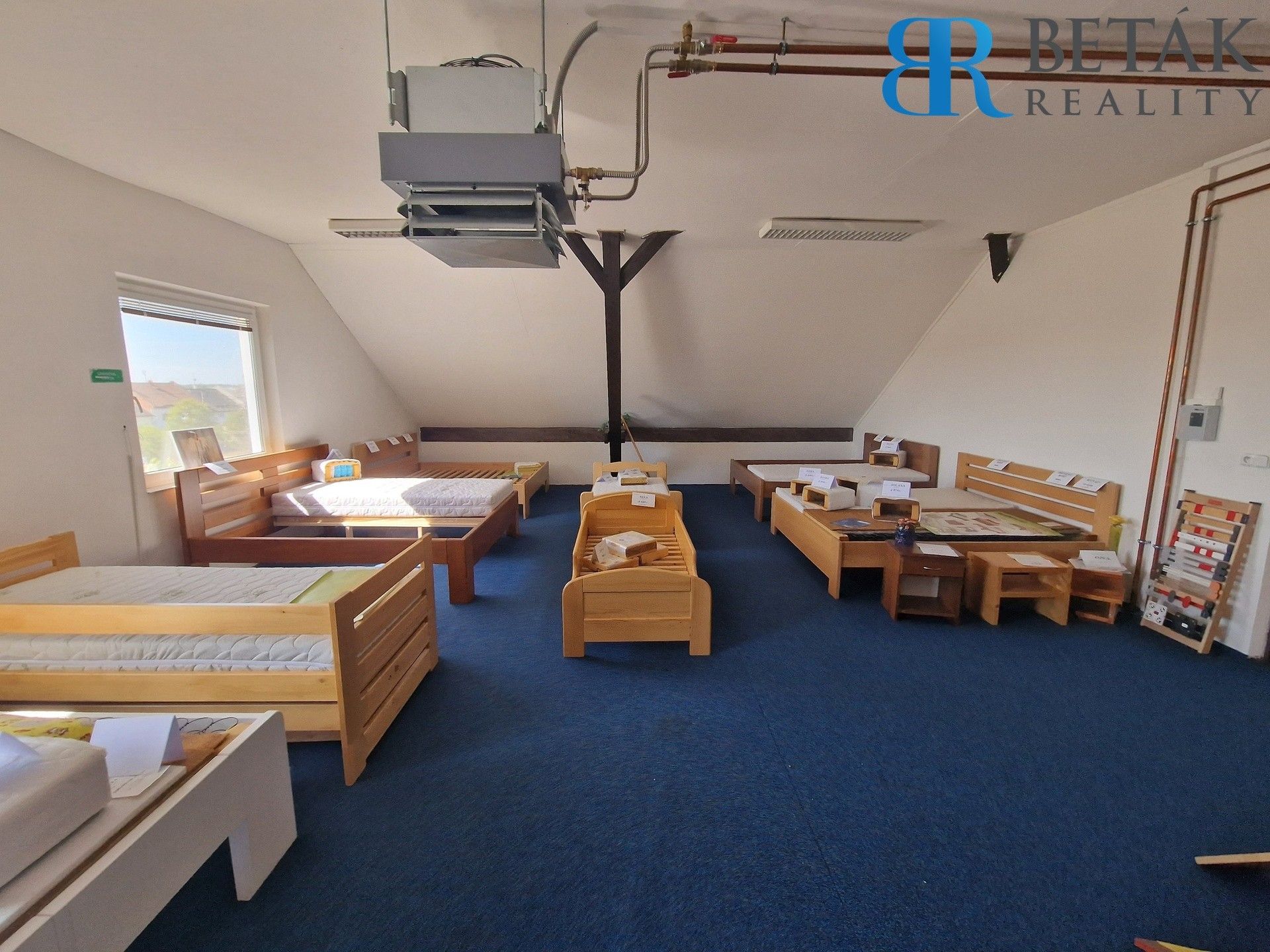 Obchodní prostory · 1 200 m² · 9. května 537, Horní Moštěnice - 4