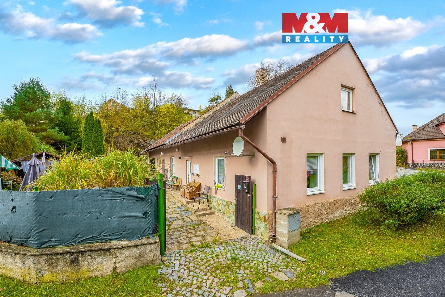 Rodinné domy, Okřesaneč, 105 m²