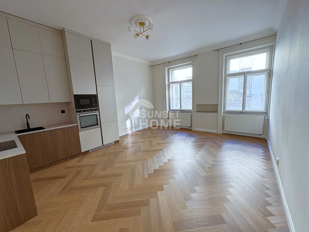 2+kk, Záhořanského, Praha 2 - Nové Město, 66 m² - 2