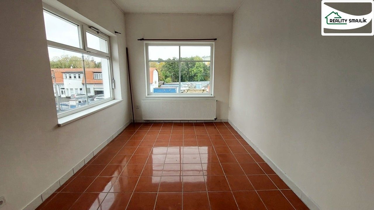 Pronájem byt 1+1 - Joštova, Cheb, 34 m²