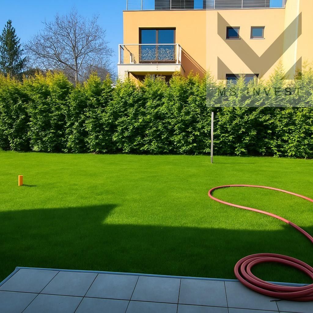 Prodej rodinný dům - Trabantská, Praha, 143 m²