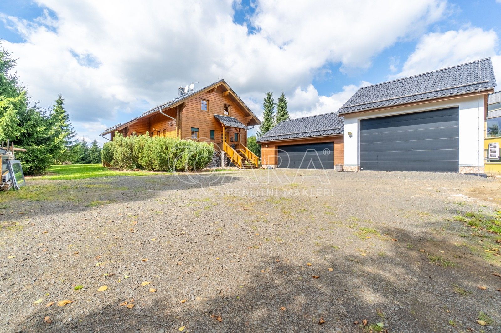 Prodej ubytovací zařízení - Loučná, Loučná pod Klínovcem, 195 m²