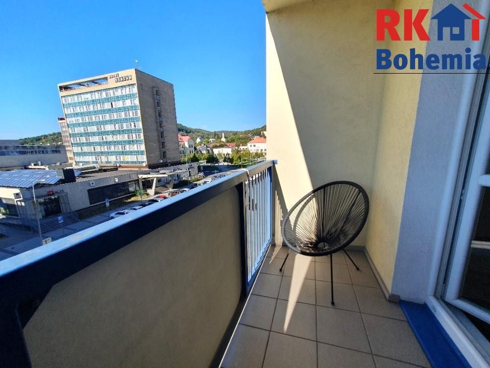 Prodej byt 3+1 - nám. Svobody, Vsetín, 78 m² - 5
