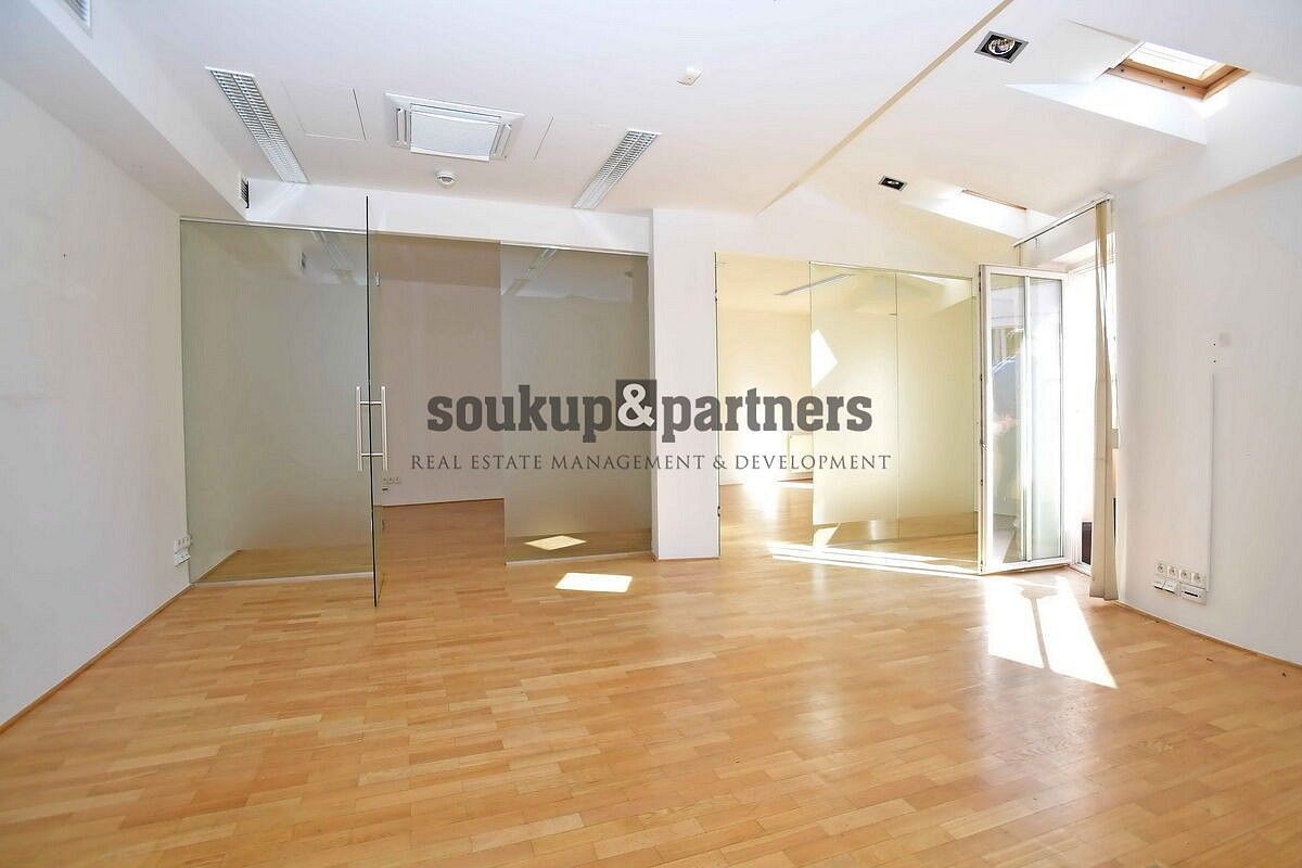Kancelář · 210 m² · Praha - Nové Město, okres Praha 1, Hlavní město Praha - 3