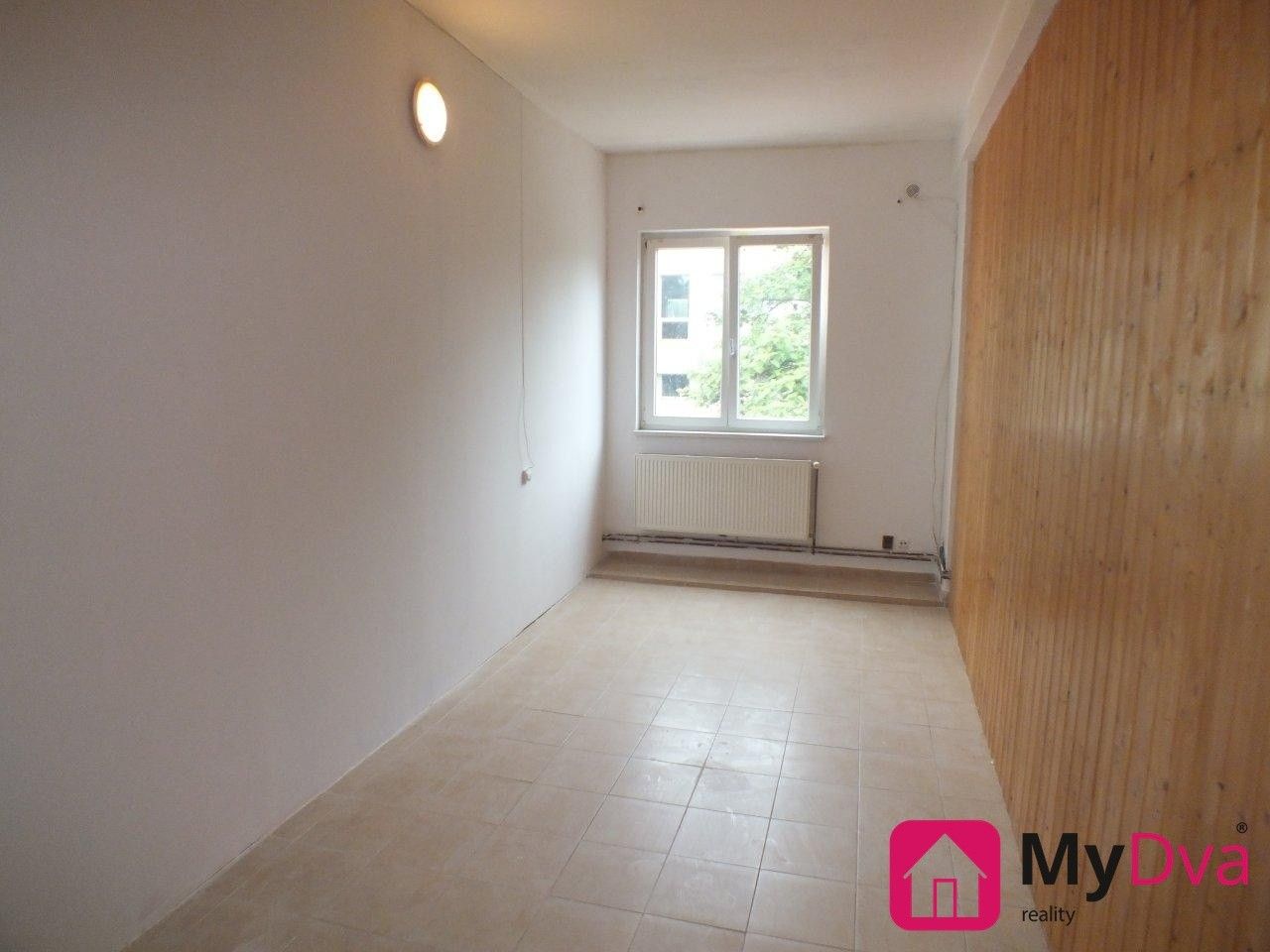 2+1, nám. Armády, Znojmo, 70 m²