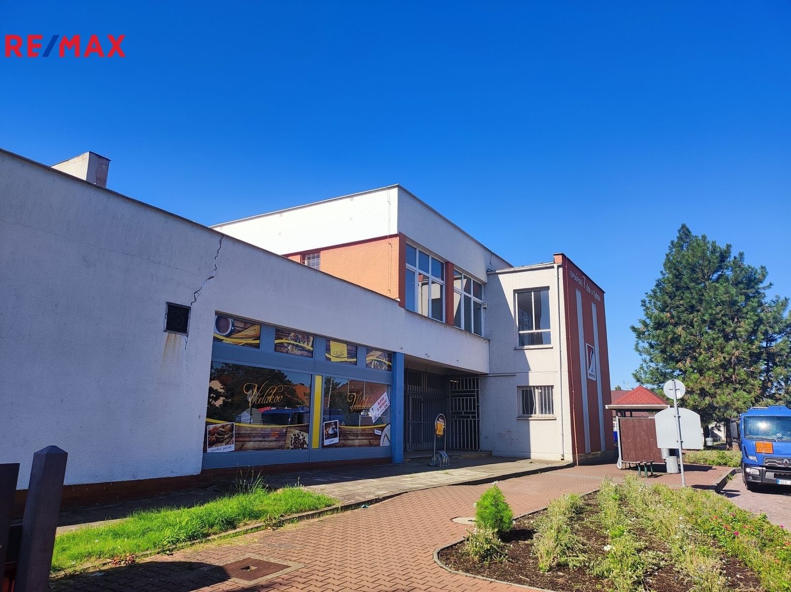 Sklady, Vítězství, Slatiňany, 556 m²