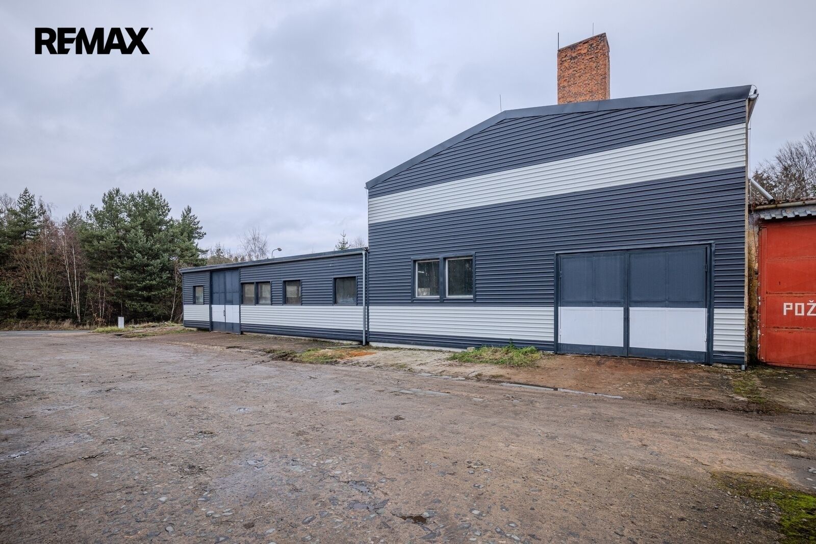Výrobní prostory · 1 358 m² · Neuměř - 3