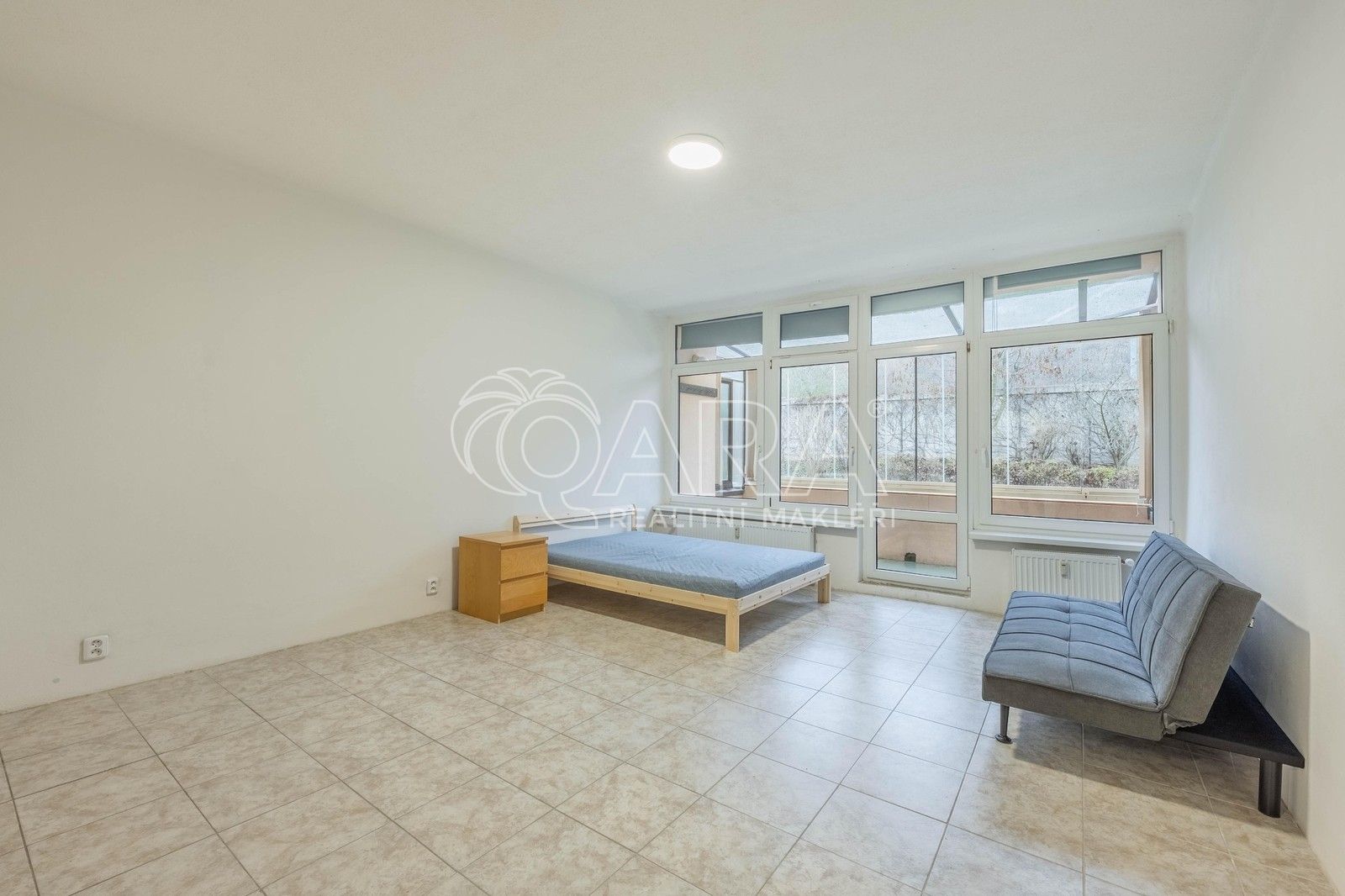 1+kk, Spojařů, Praha, 32 m²