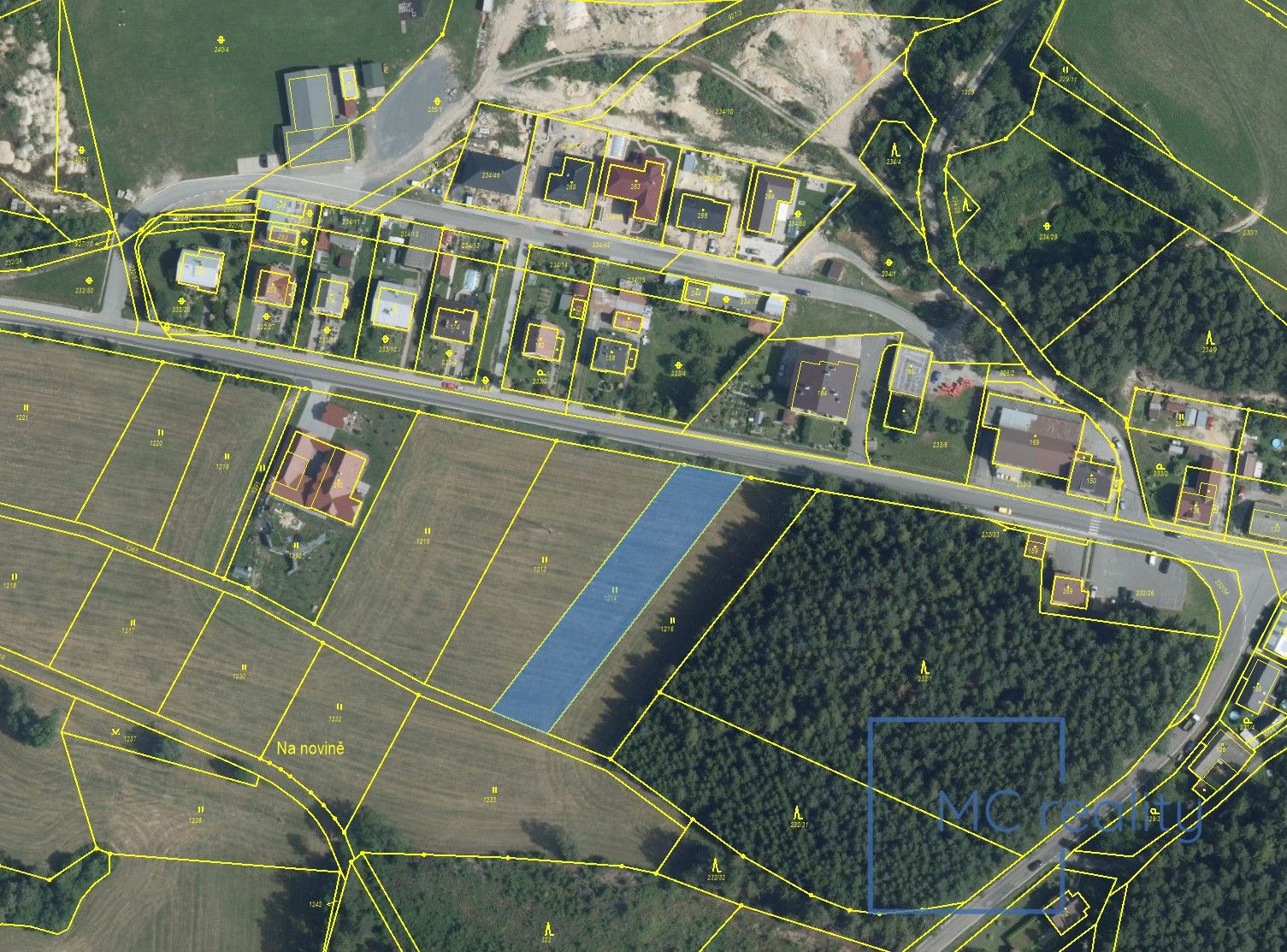 Prodej pozemek pro bydlení - Zderaz, 2 018 m²