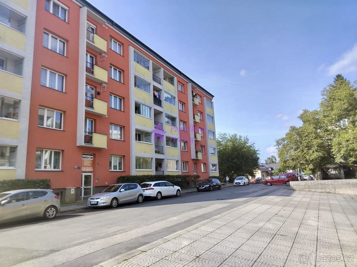 2+1, Praha, 143 00, 62 m²