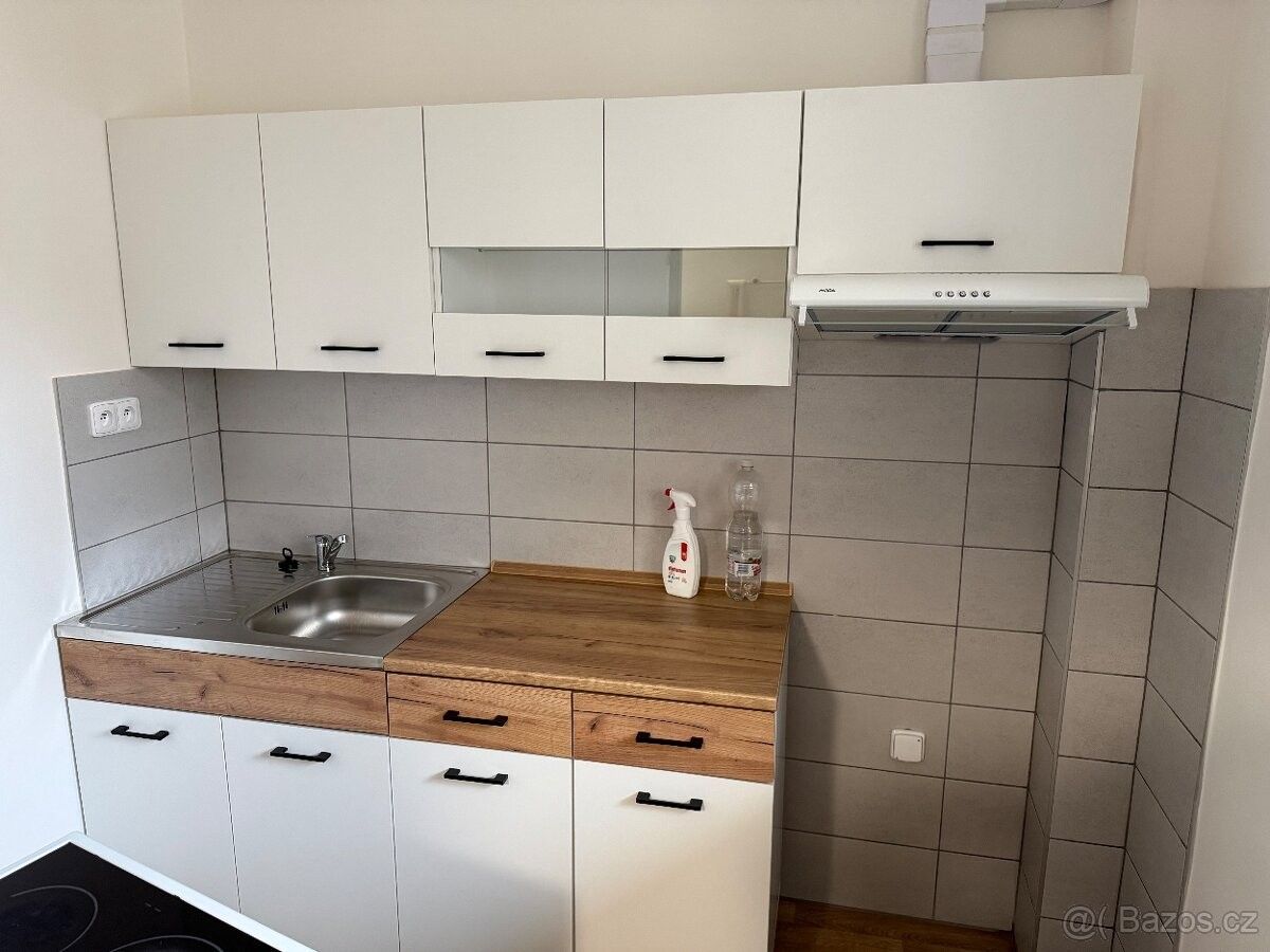 Byty, Vsetín, 755 01