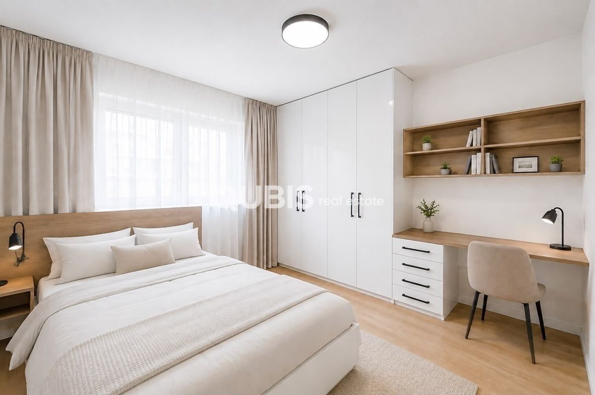 Byt 3+kk · 80 m² · Zvěřinova, Praha - 3