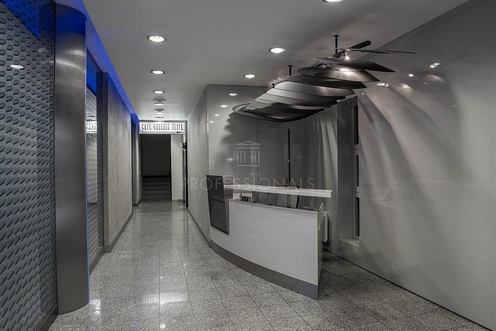 Kancelář · 186 m² · Praha - Nové Město, Hlavní město Praha - 4