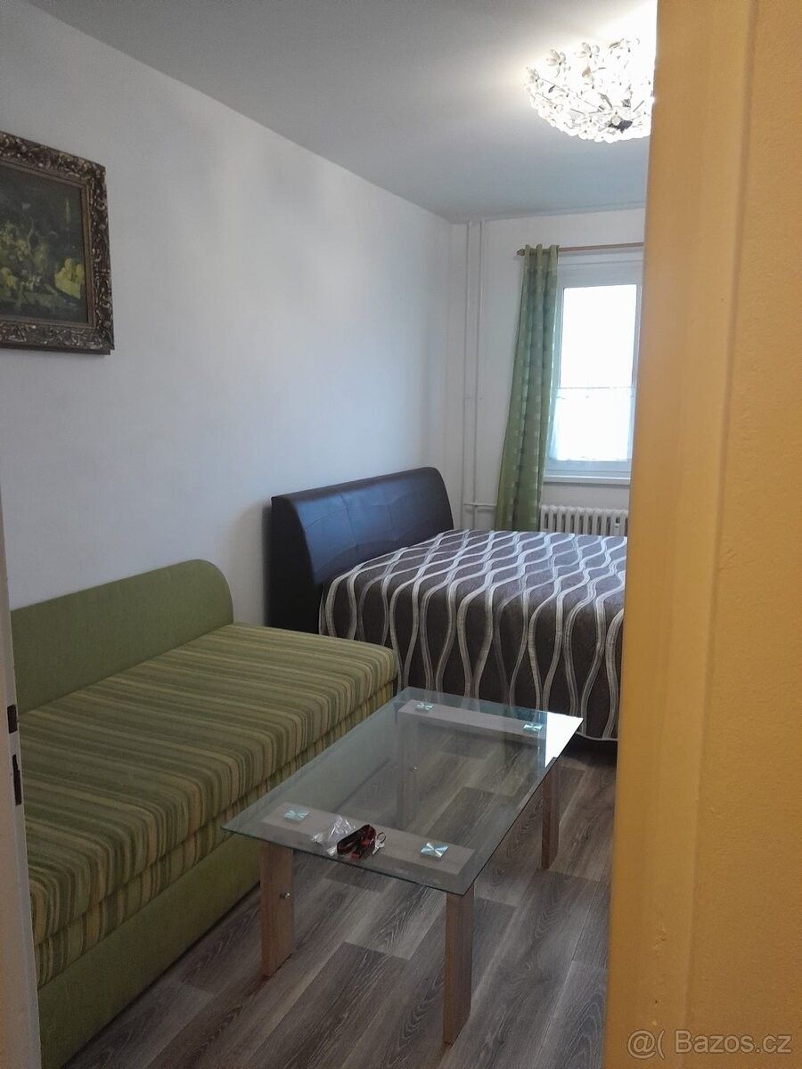 Pronájem byt - Karlovy Vary, 360 01