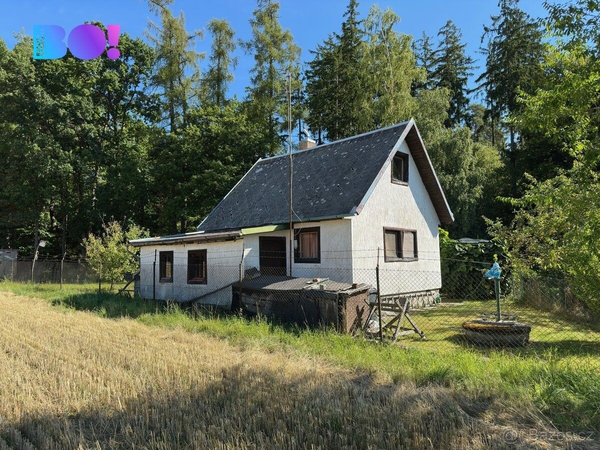 Chaty, Mnichovice, 251 64