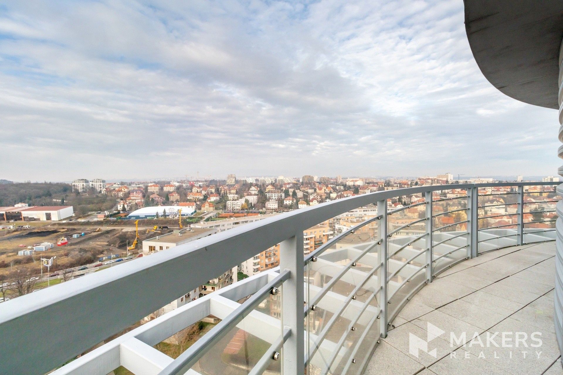 Pronájem byt 1+kk - Vinohradská, Praha, 30 m²