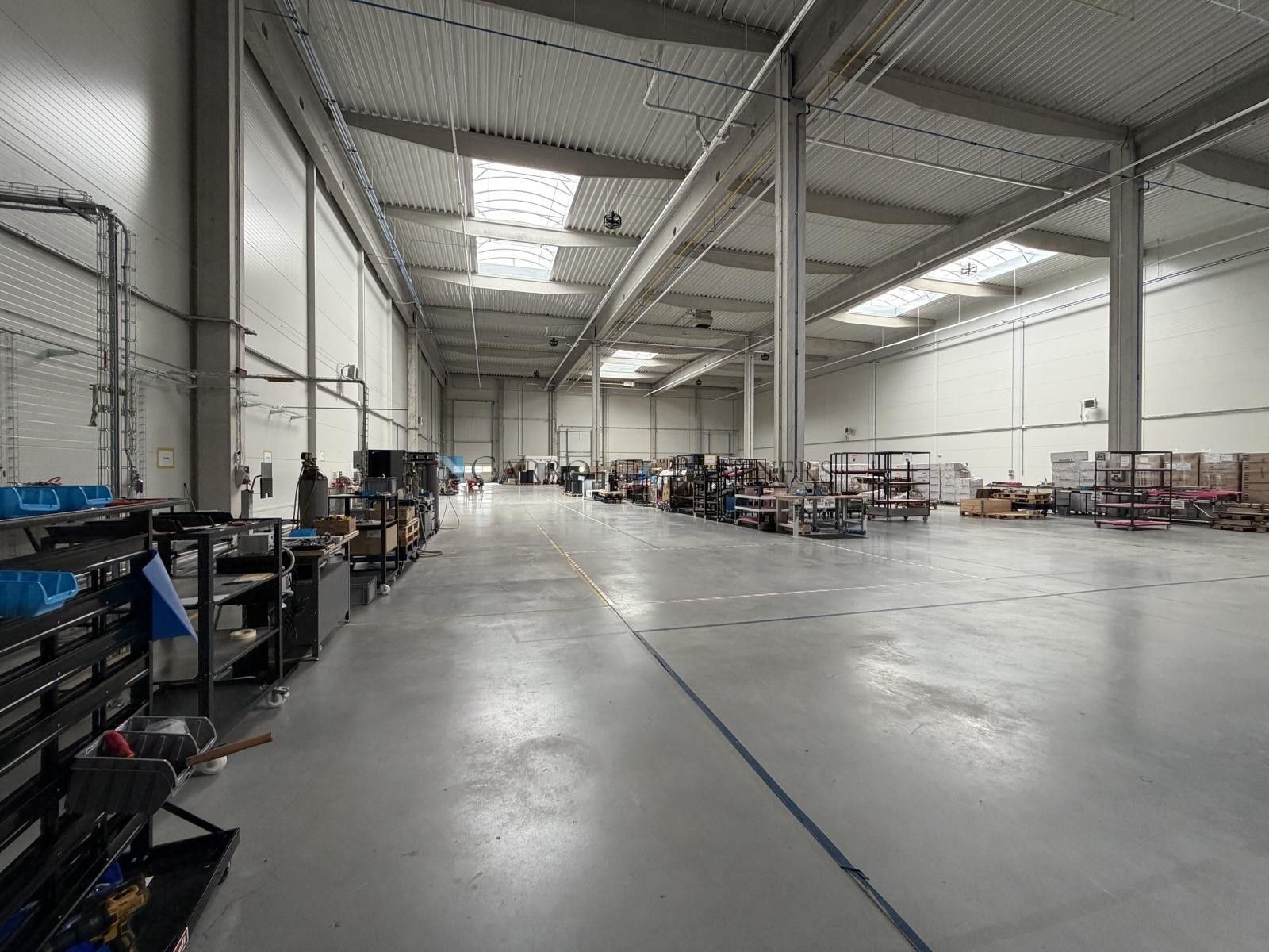 Sklad · 1 100 m² · 17. listopadu, Ostrava - 3