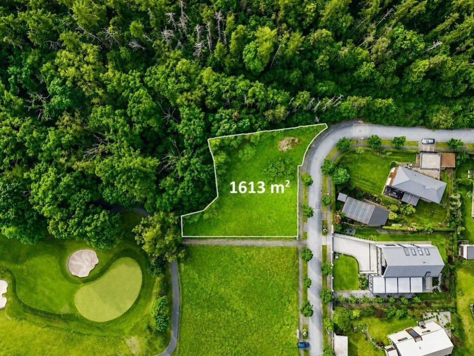 Pozemek pro bydlení, 1 613 m²