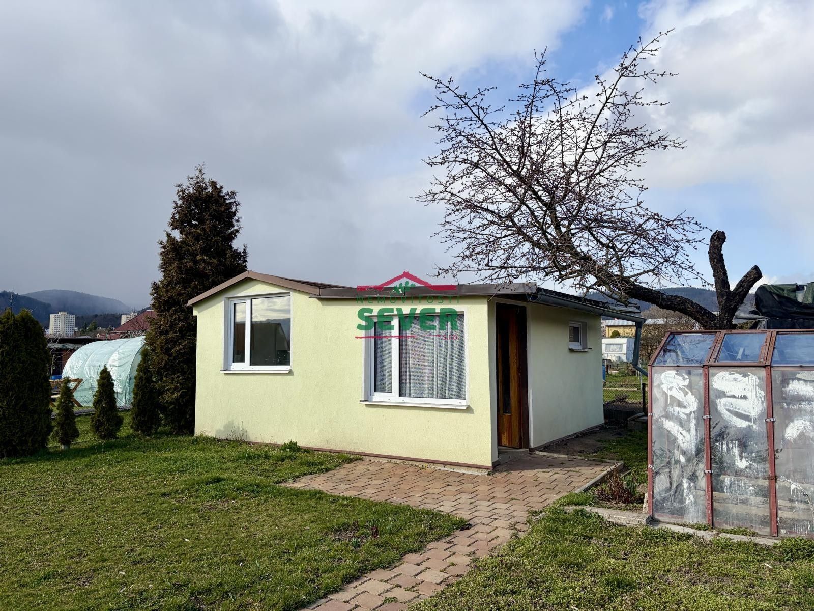Zahrada, 340 m²