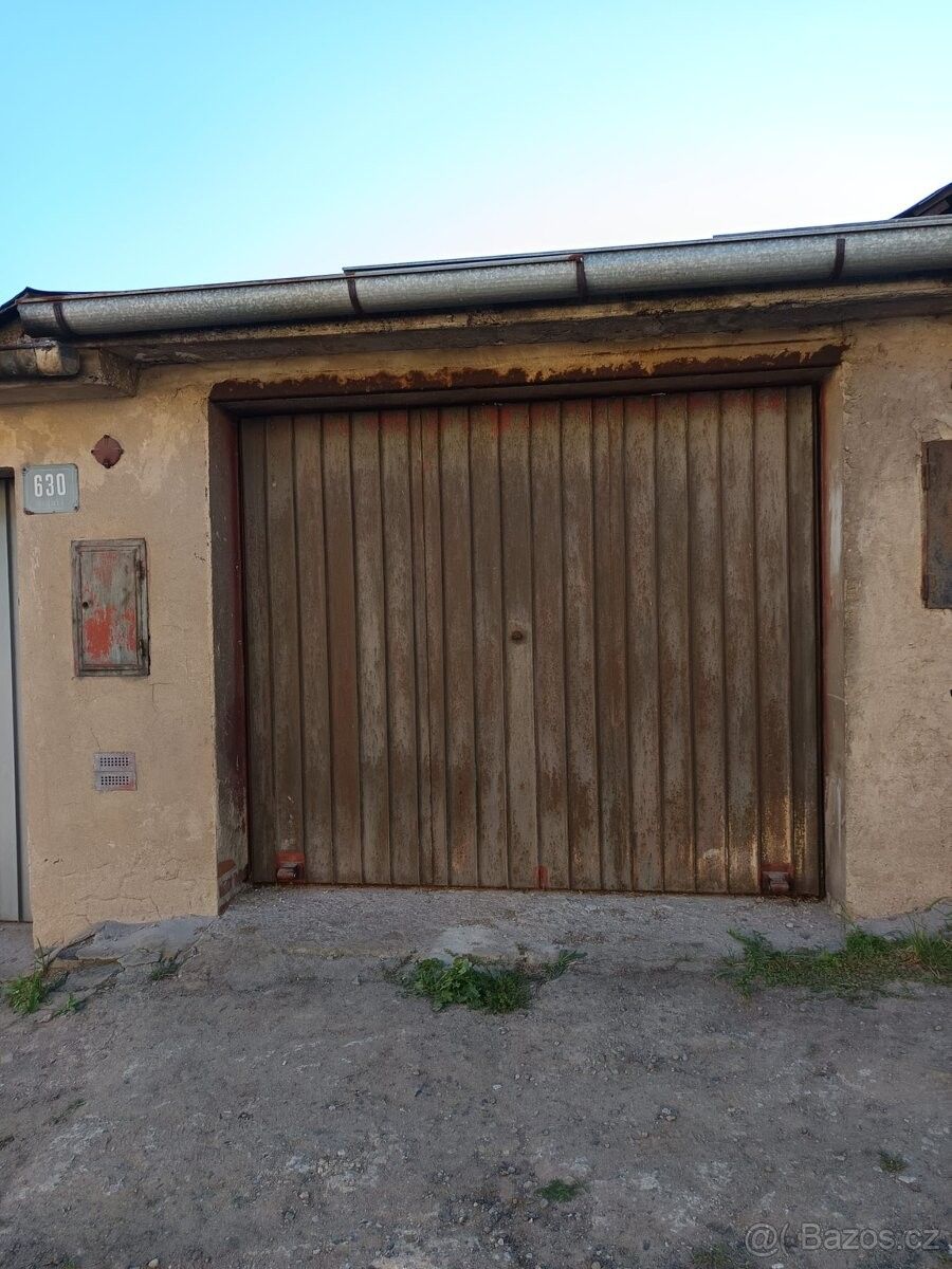 Garáže, Ústí nad Labem, 400 01