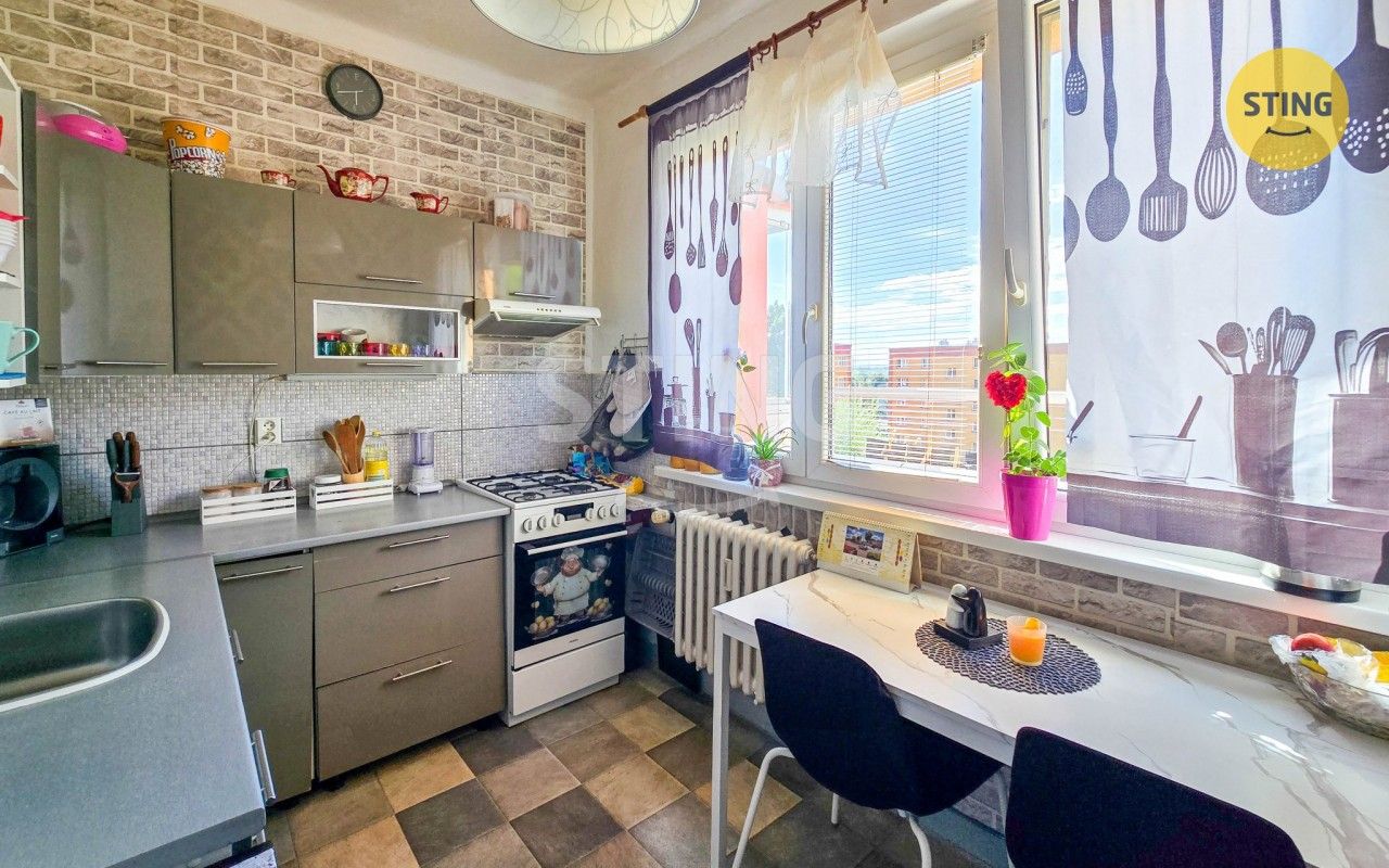 Byt 2+1 · 56 m² · Školská, Karviná - 3