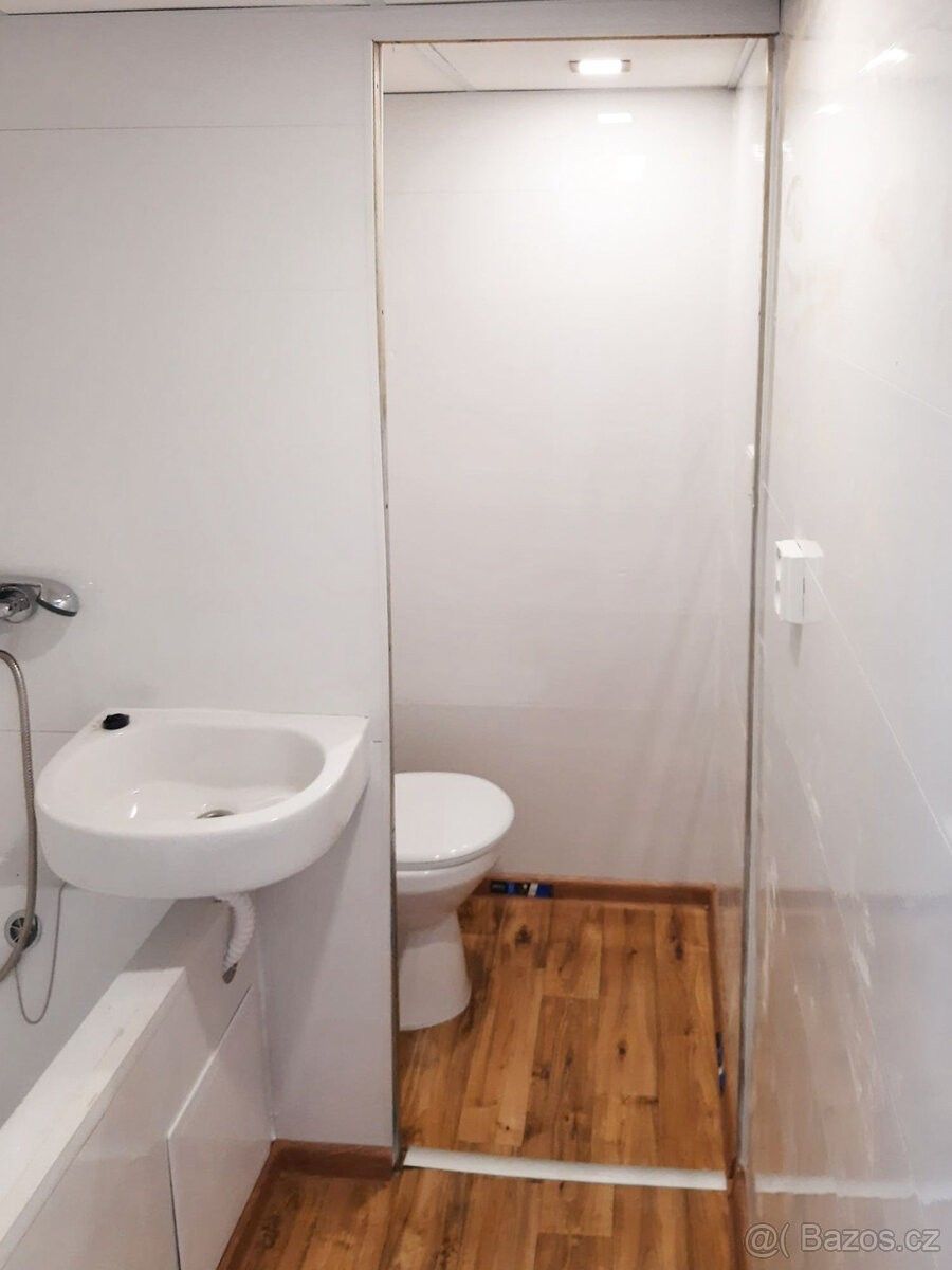 Pronájem byt - Chomutov, 430 04