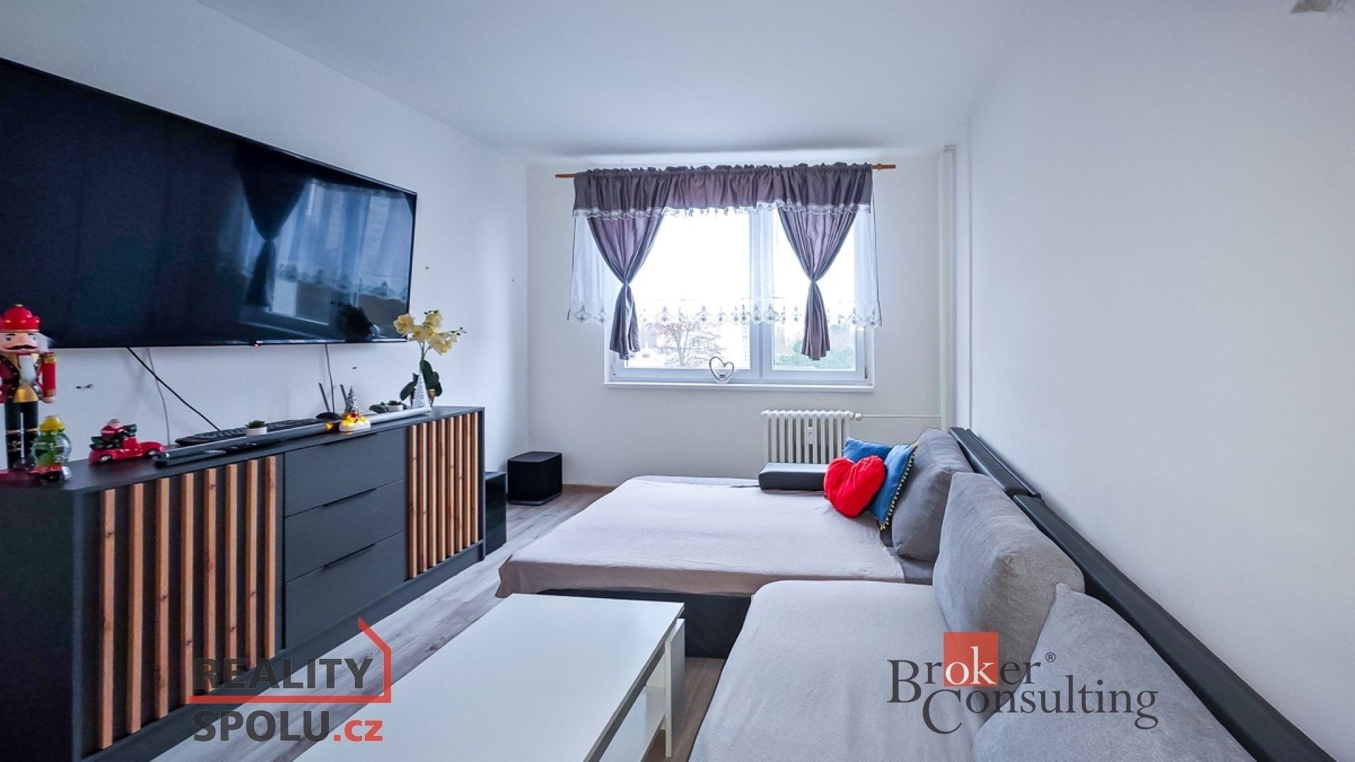 Prodej byt 1+kk - Erno Košťála, Pardubice, 32 m²