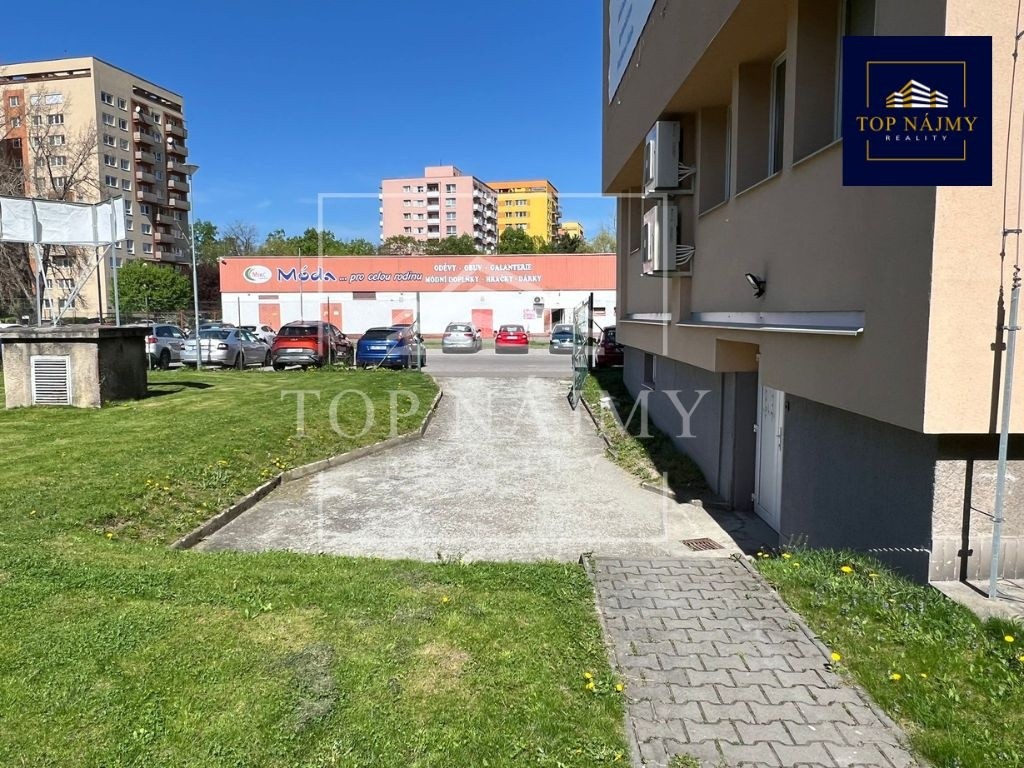 Sklad · Ostrava, 709 00 - 3