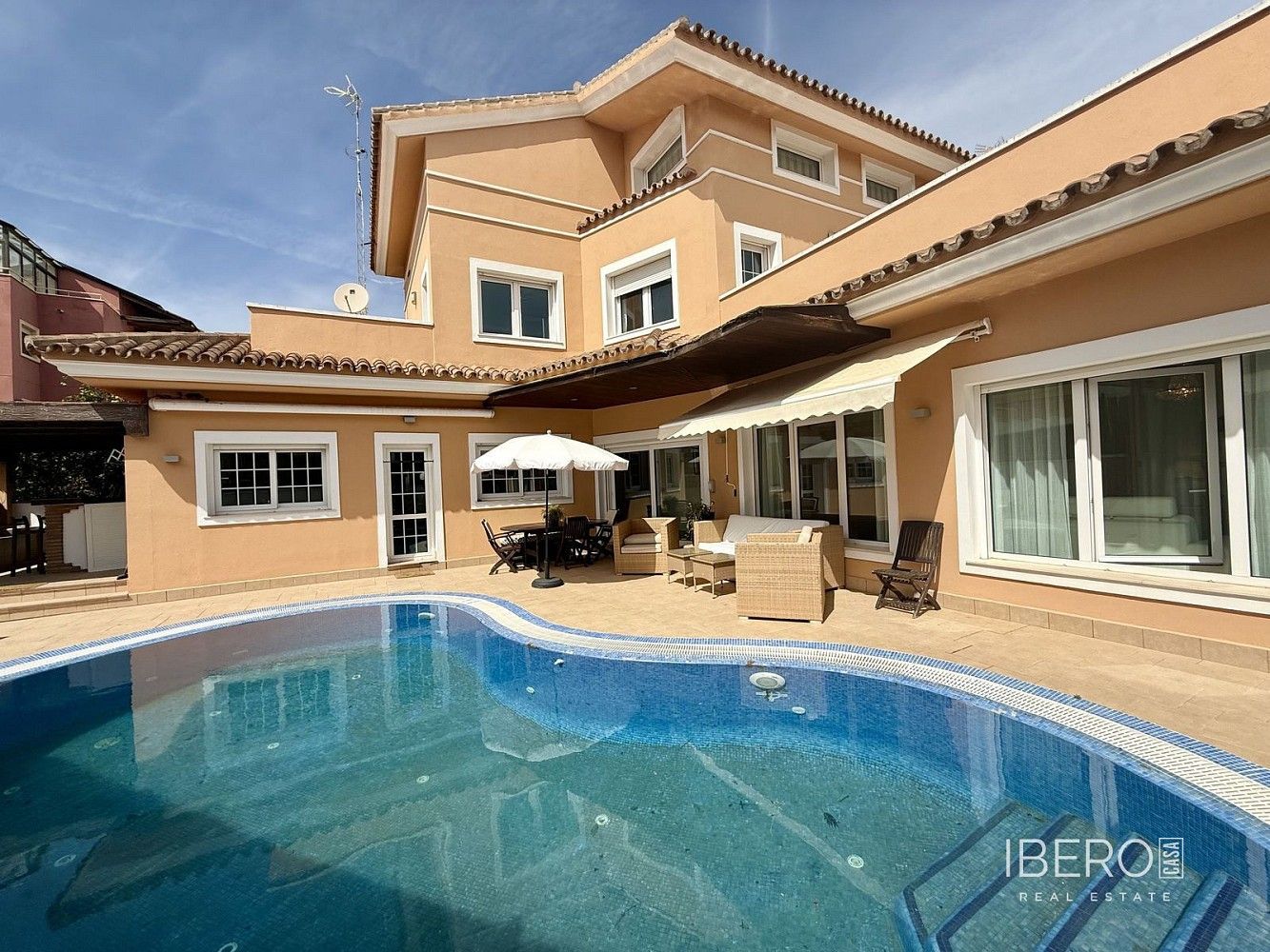 Rodinný dům · 485 m² · Playamar, ES - 3