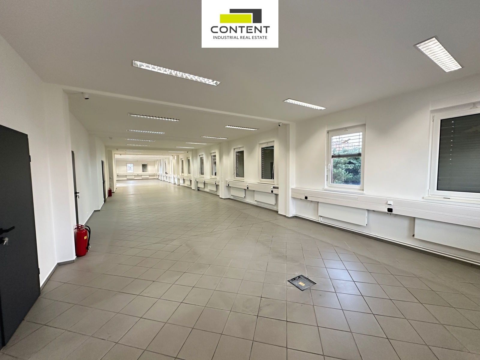 Obchodní prostory · 449 m² · Komerční, Nupaky - 4