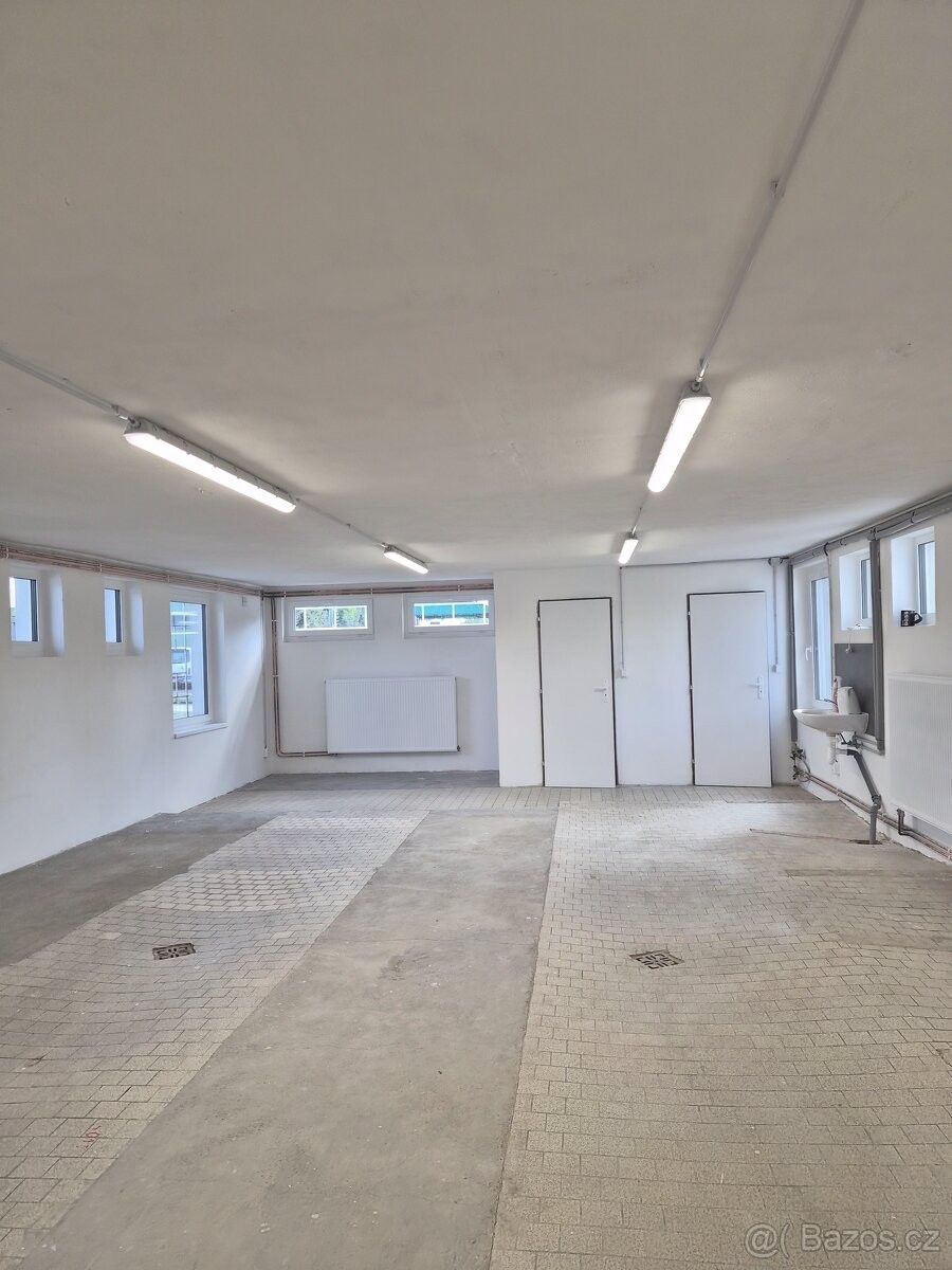 Kancelář · Louny, 440 01 - 4