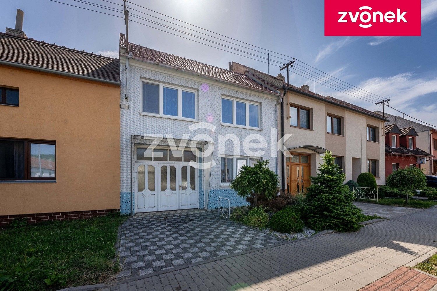 Rodinné domy, Blatnice pod Svatým Antonínkem, okres Hodonín, 220 m² - 2