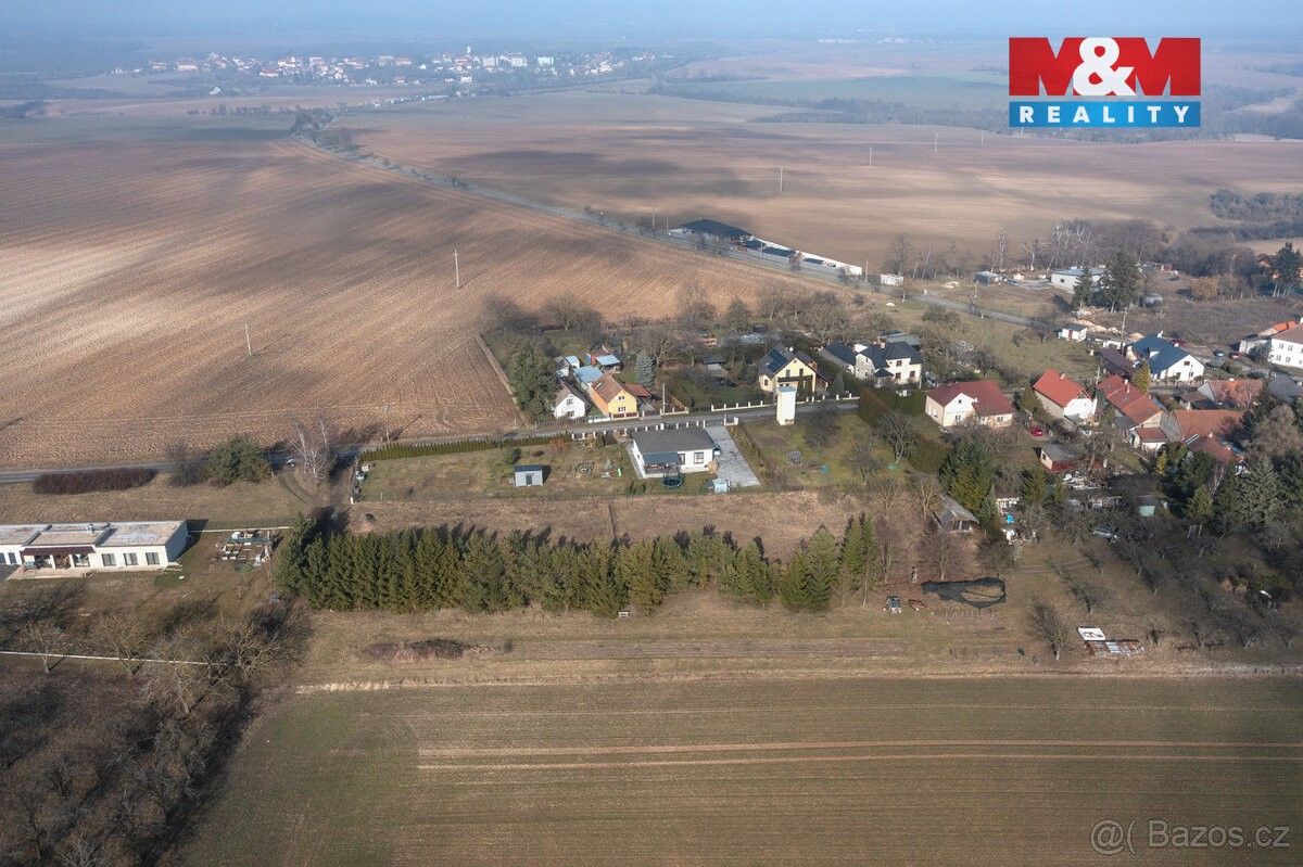 Prodej pozemek pro bydlení - Nebužely, 277 34