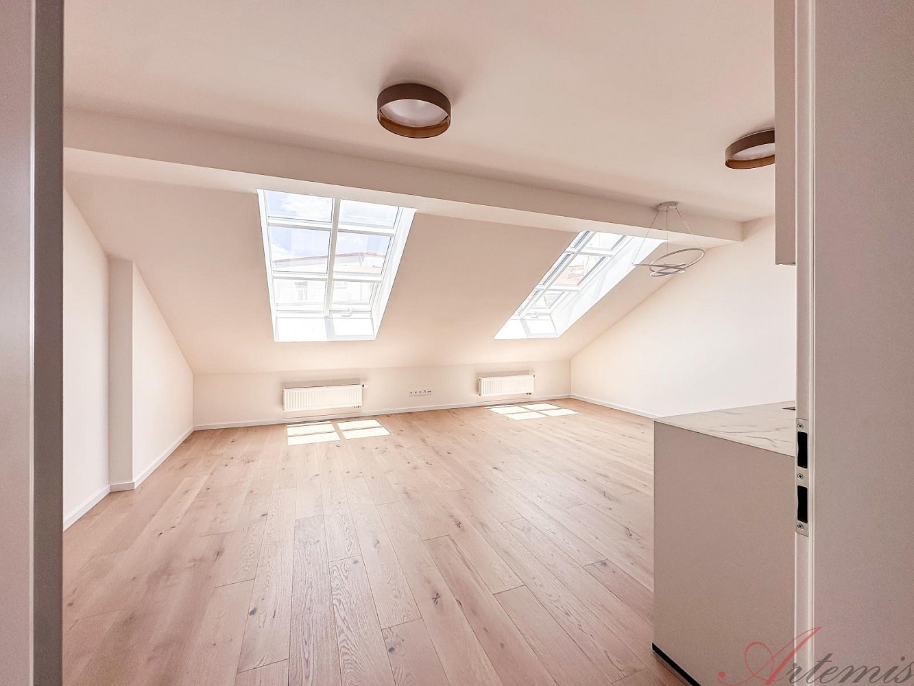 3+kk, Na výšinách, Praha 7 - Bubeneč, 98 m² - 2