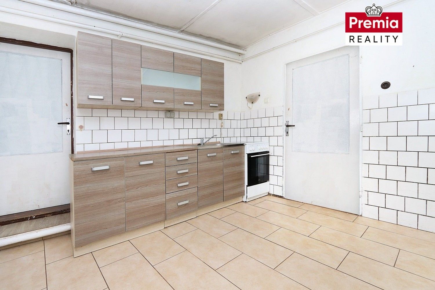 Rodinné domy, Strachotice, okres Znojmo, 230 m² - 1