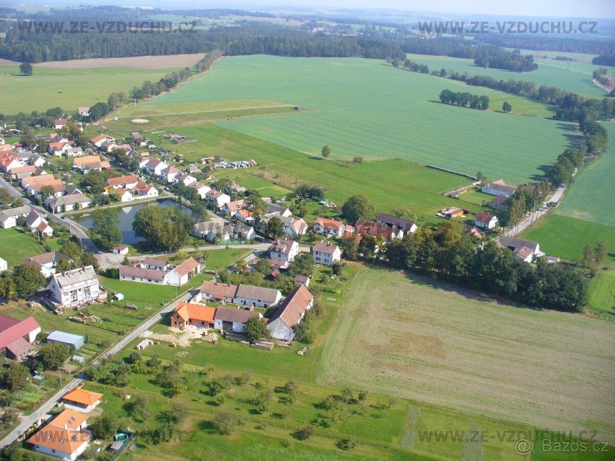 Pozemky pro bydlení, Jindřichův Hradec, 377 01