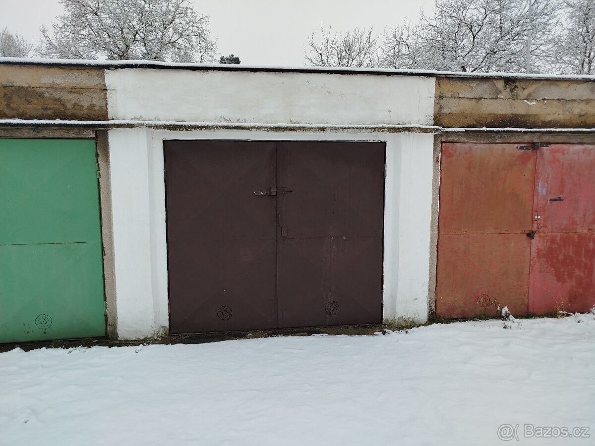 Garáže, Kosmonosy, 293 06