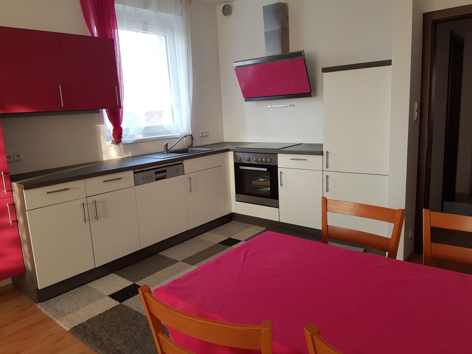 2+kk, Honzíkova, Praha - Dolní Měcholupy, 58 m² - 2