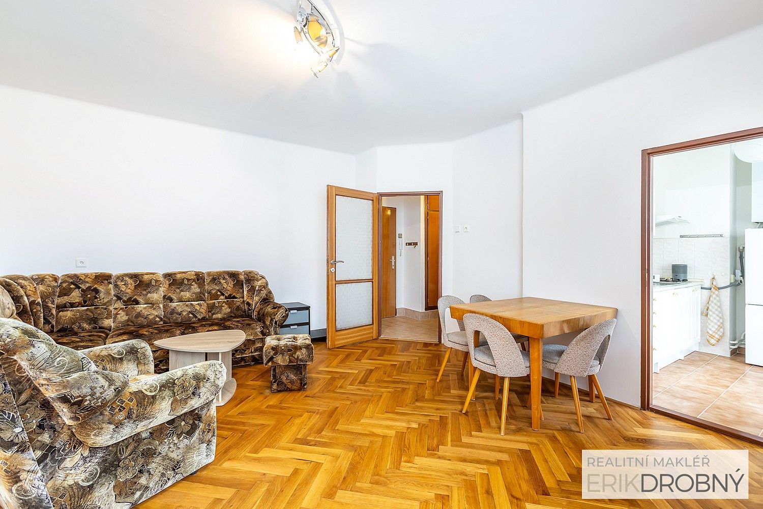 Pronájem byt 2+1 - Ke Kamenci, Pardubice - Bílé Předměstí, 58 m² - 5