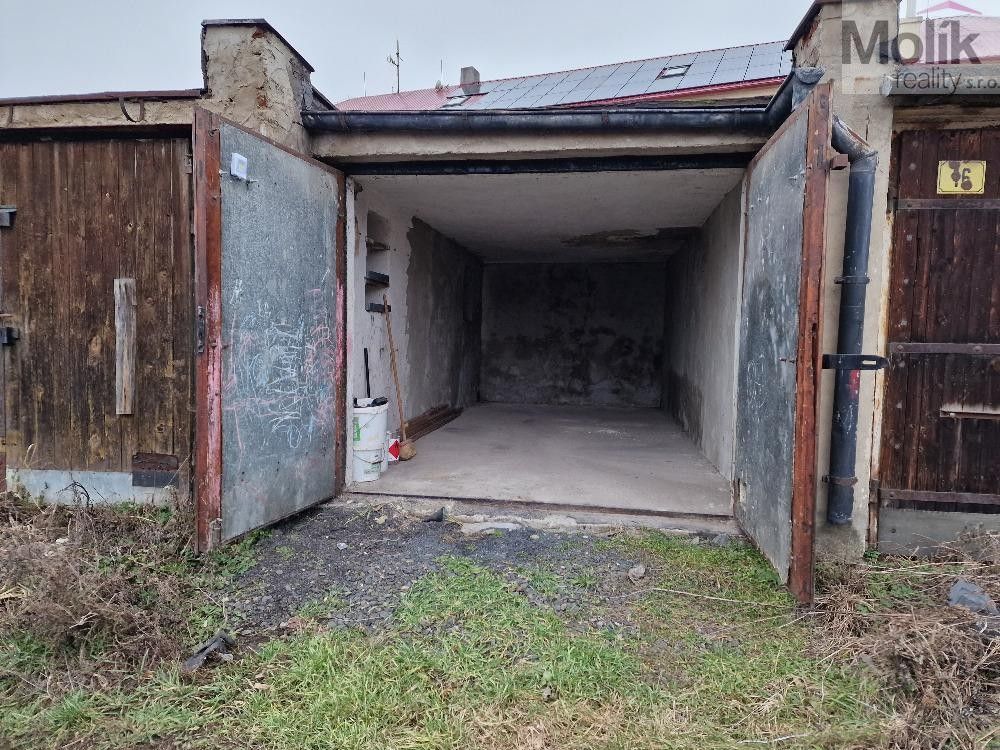 Prodej garáž - nám. 5. května, Obrnice, 24 m²