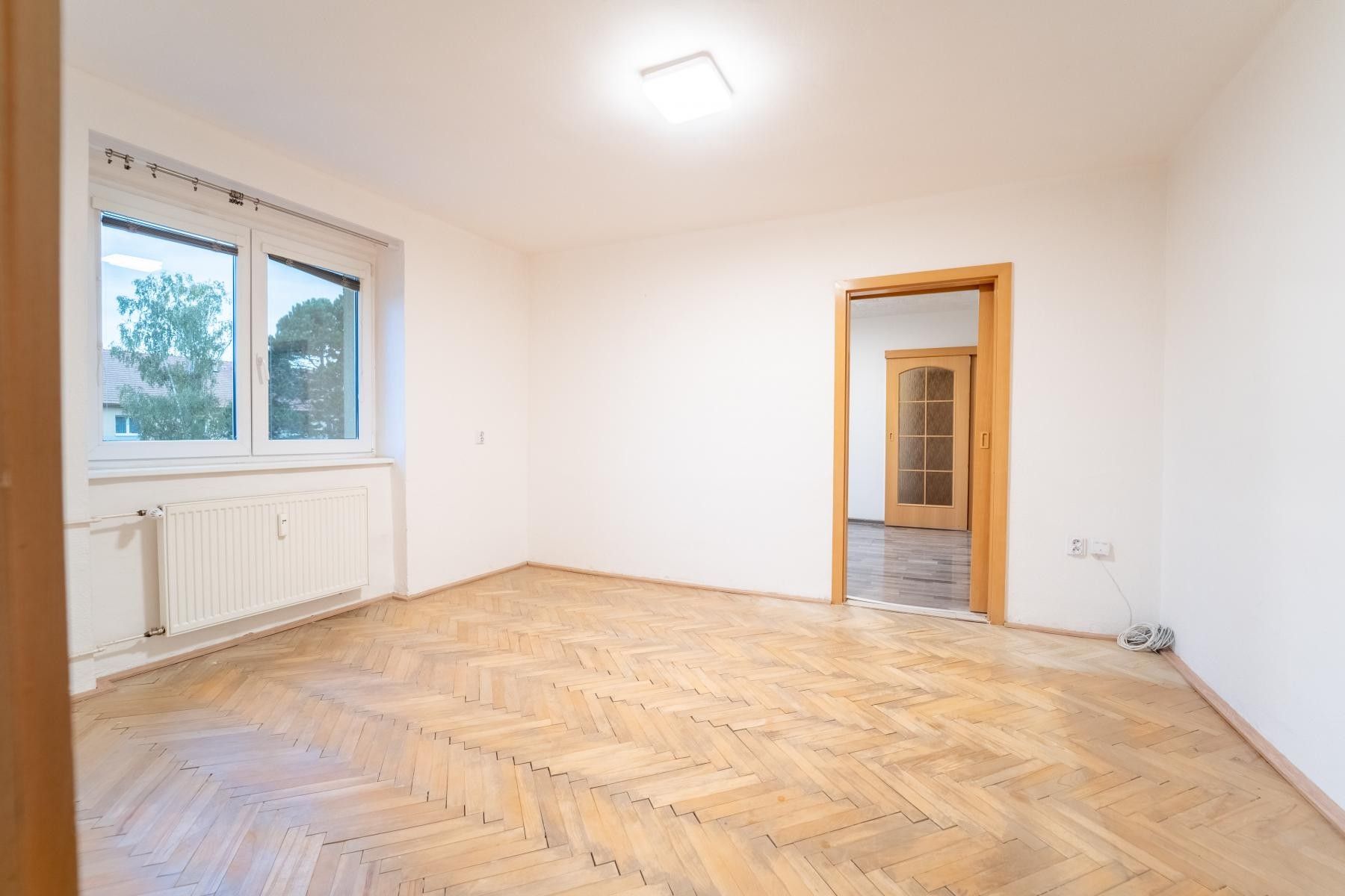Pronájem byt 3+1 - Obránců míru, Chvaletice, 54 m²