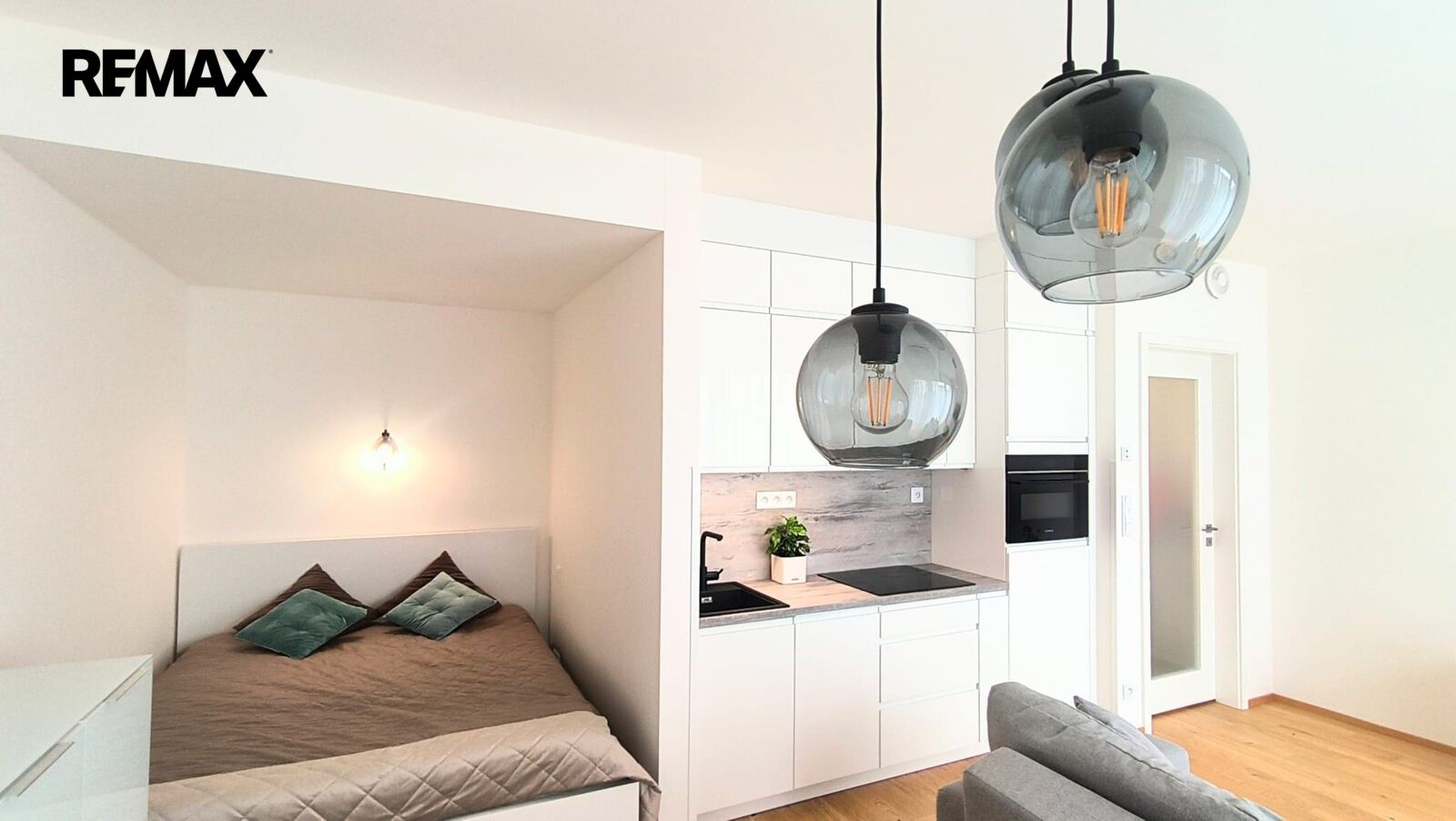 Byt 1+kk · 39 m² · Podbělohorská 3399, Praha Smíchov - 3
