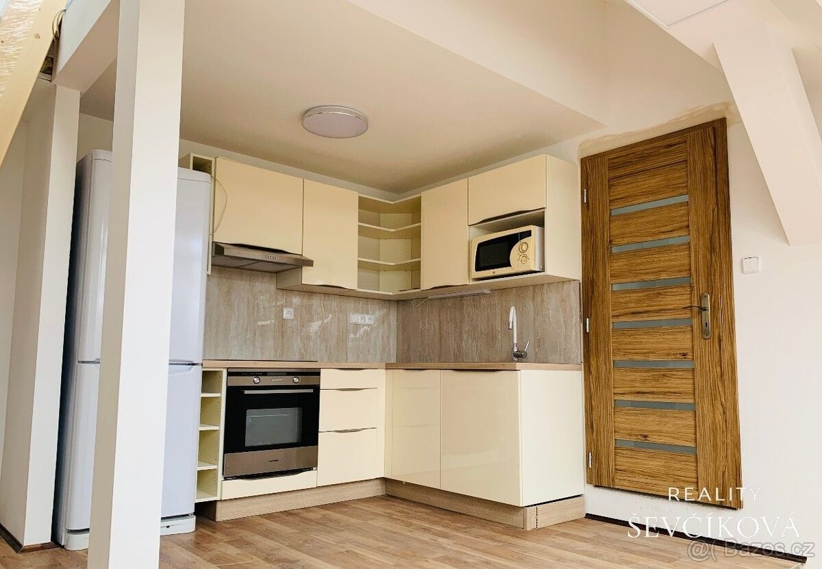 Byty, Hradec Králové, 500 02