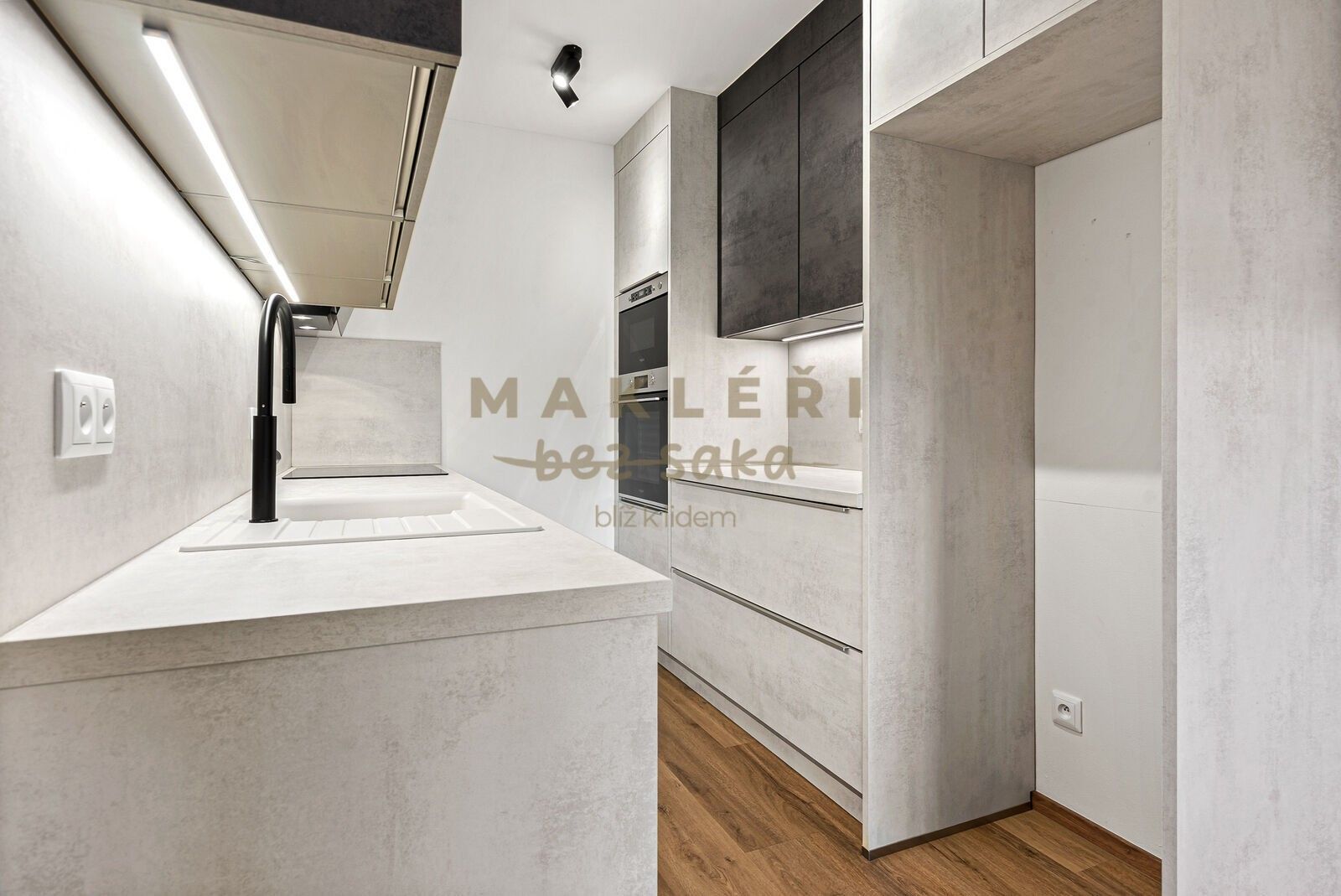 Prodej byt 2+kk - Gregorova, Praha, 48 m² - 5
