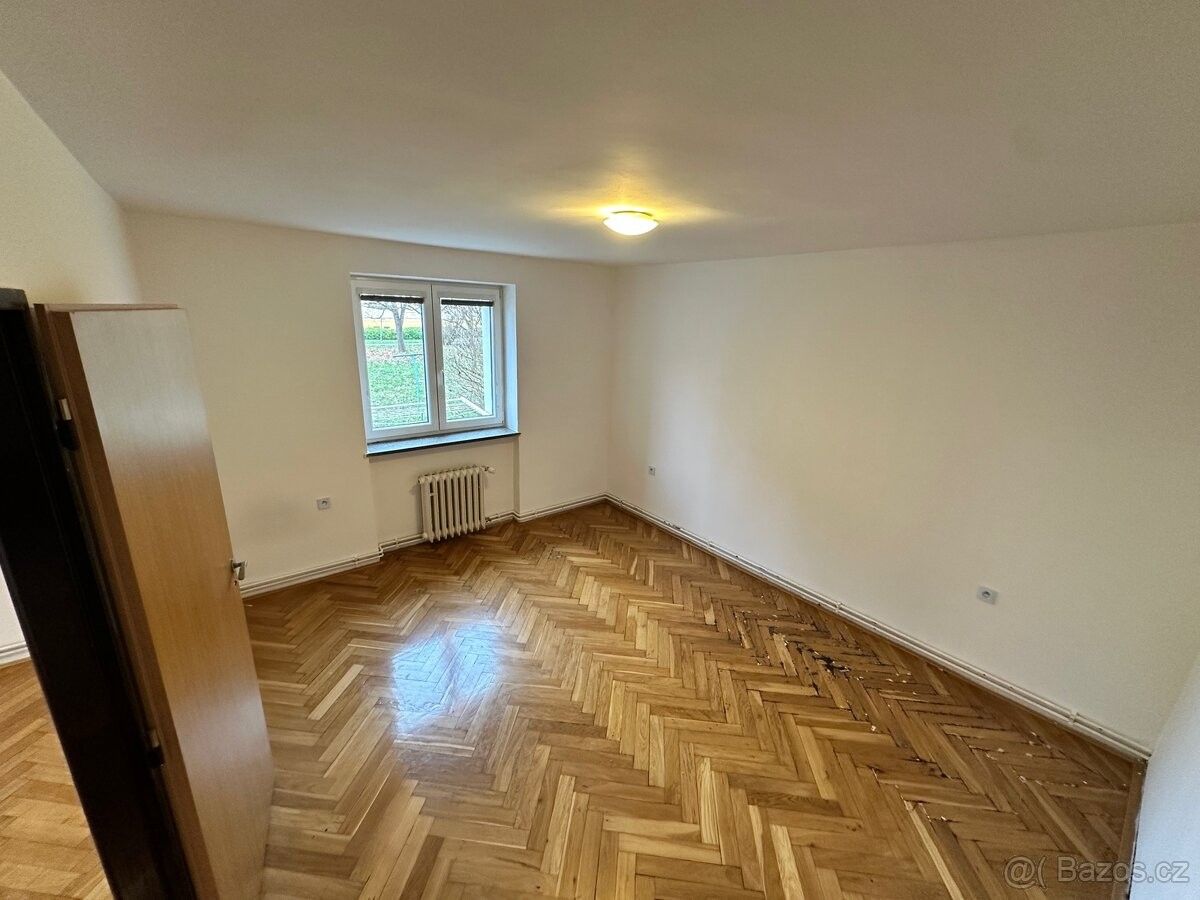 Prodej byt - Kroměříž, 767 01