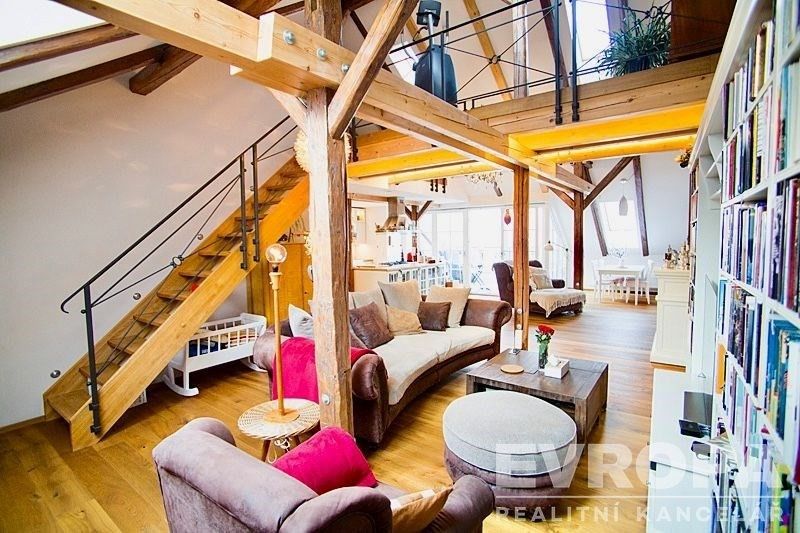 5+kk, Pplk. Sochora 738, Praha Holešovice, 240 m² - 1