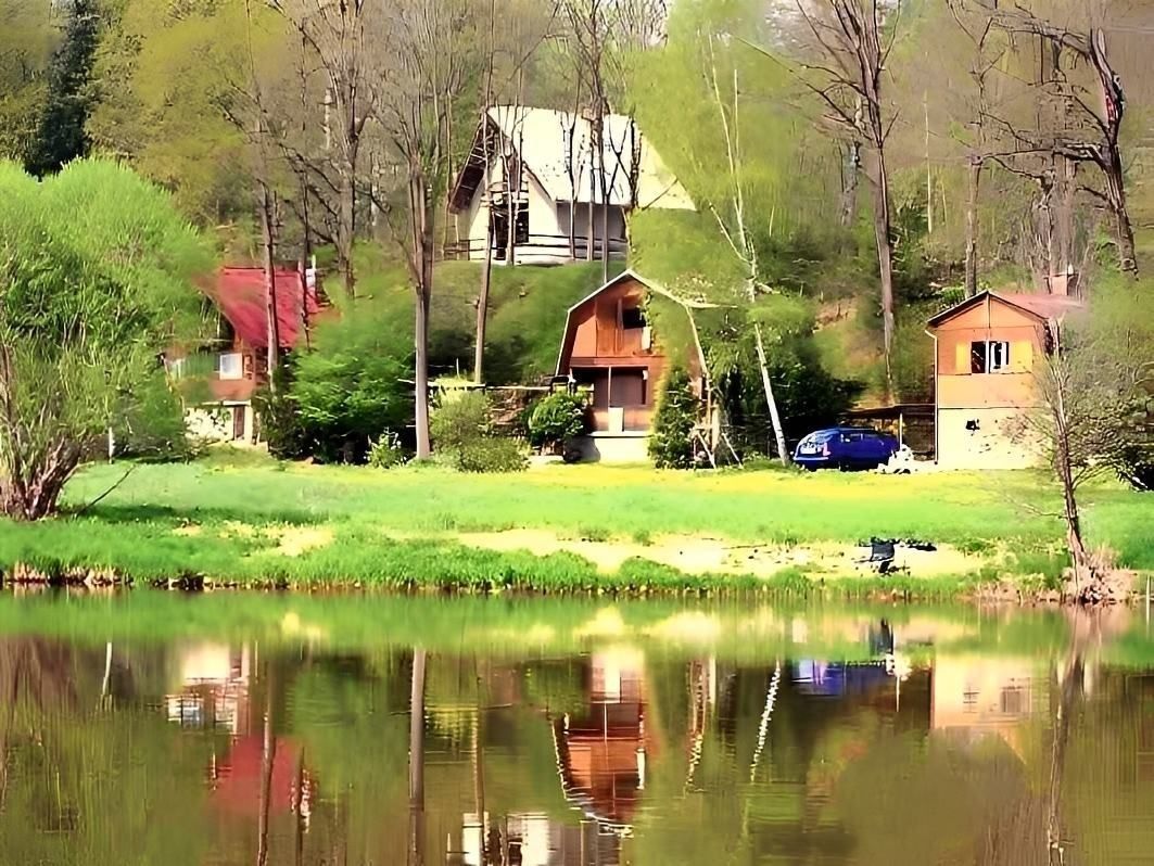 Chaty, Týn nad Vltavou - Koloděje nad Lužnicí, Jihočeský kraj