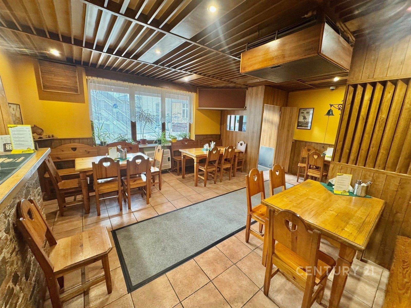 Restaurace, Sladkovského, Brno, 99 m²