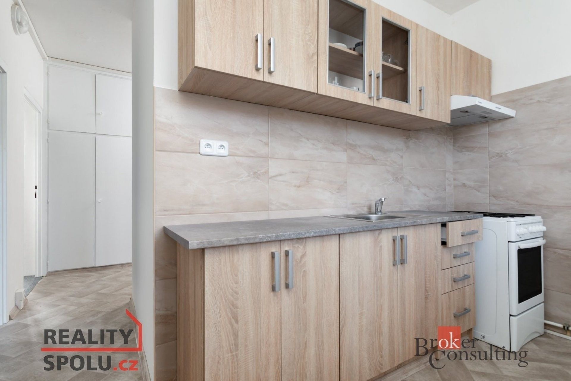 Pronájem byt 2+1 - Porubská, Ostrava, 56 m²