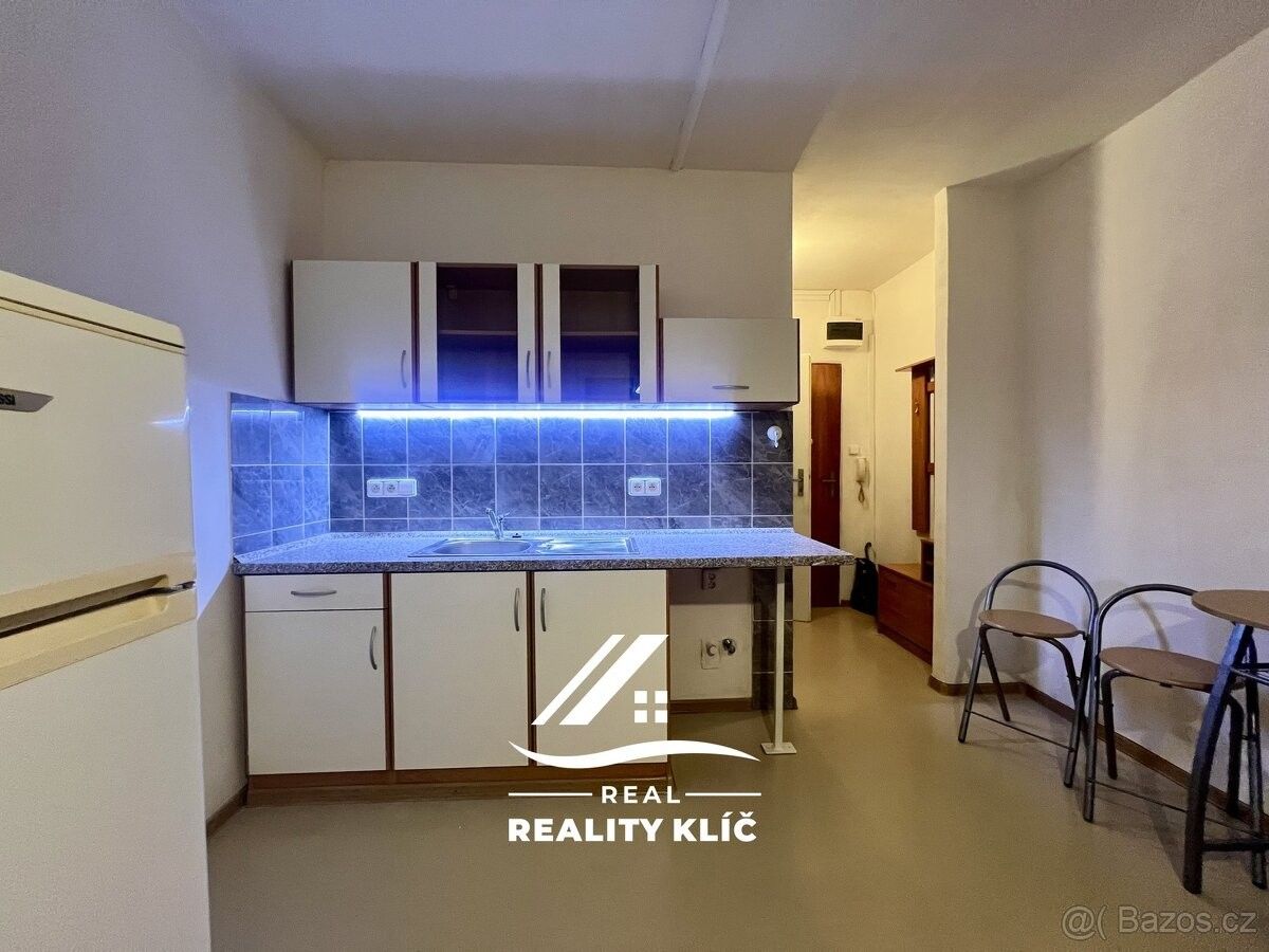 Pronájem byt - Opava, 747 05